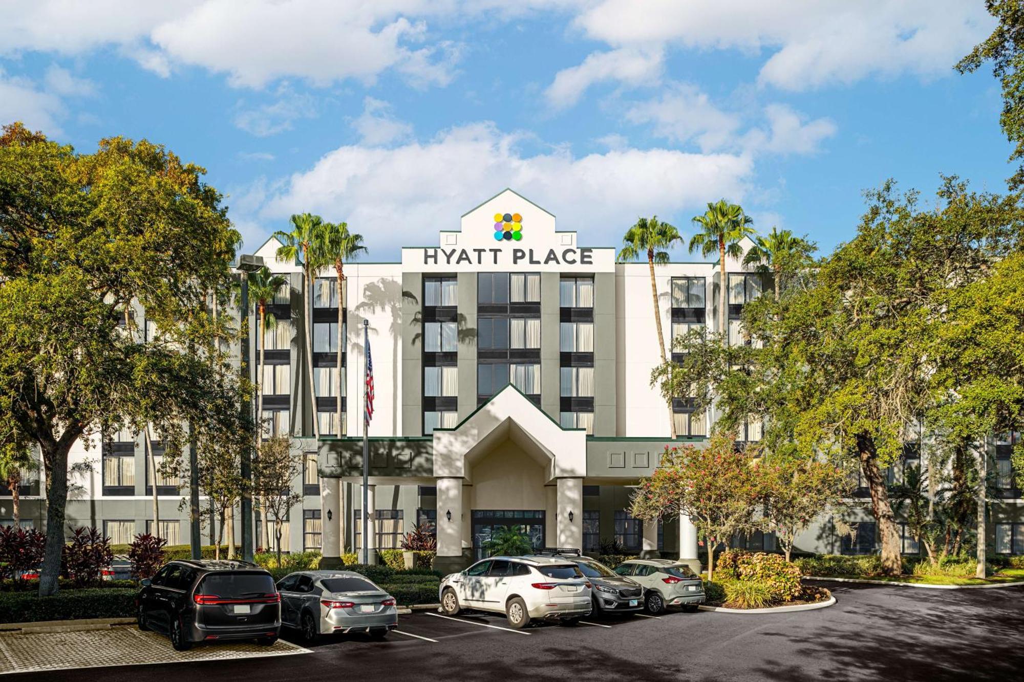 Hyatt Place Tampa Busch Gardens Екстер'єр фото