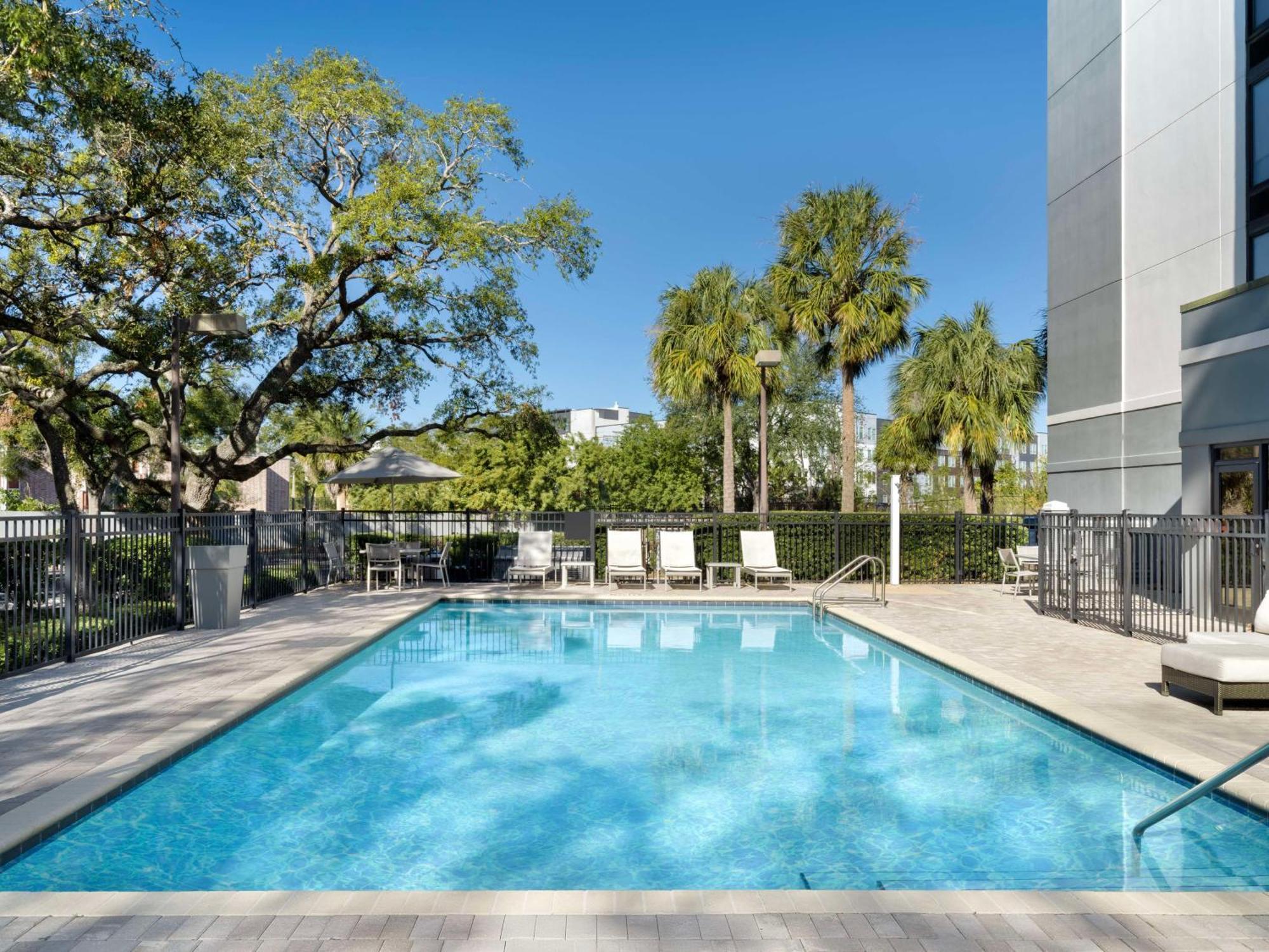 Hyatt Place Tampa Busch Gardens Екстер'єр фото