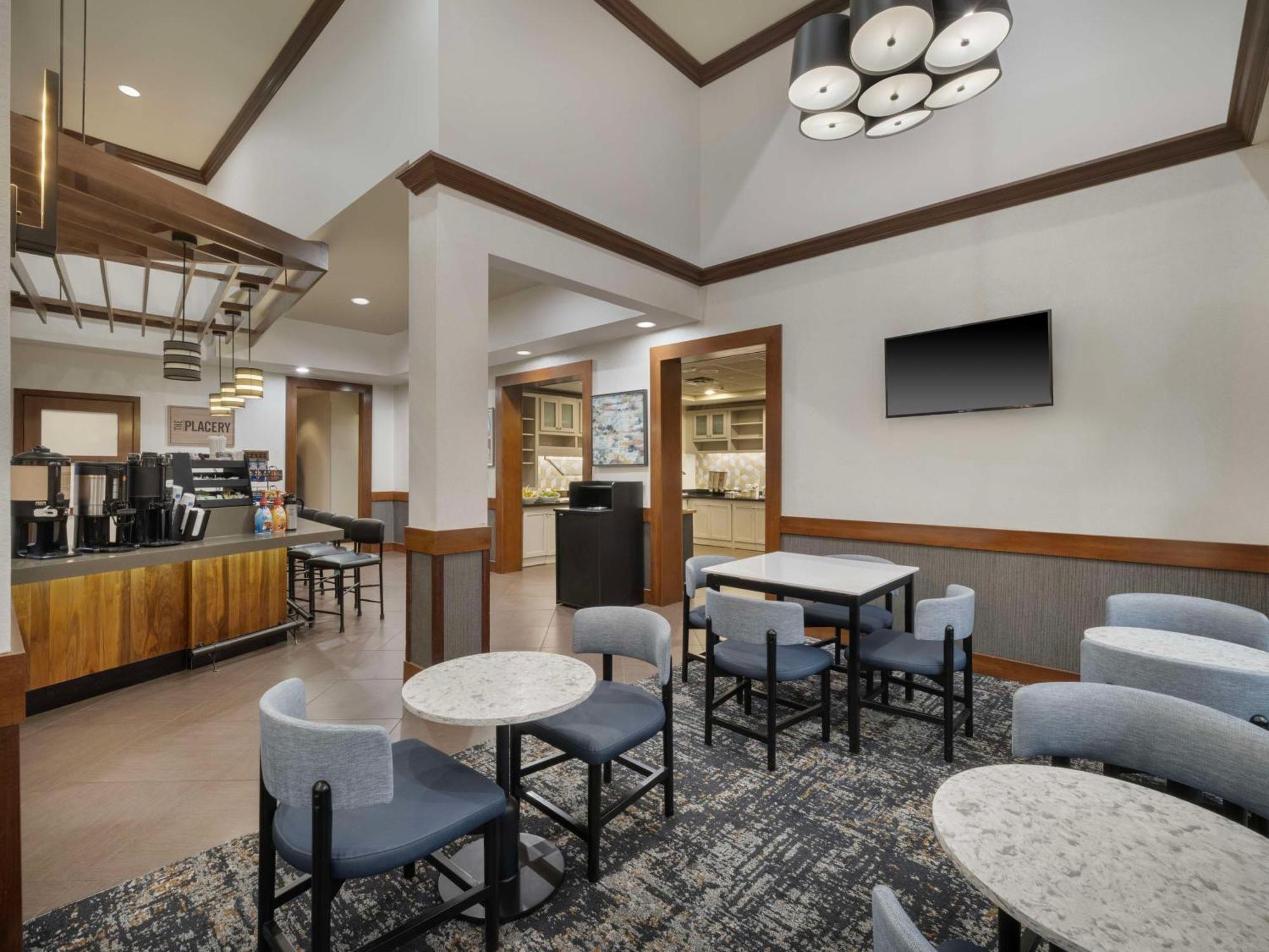 Hyatt Place Tampa Busch Gardens Екстер'єр фото