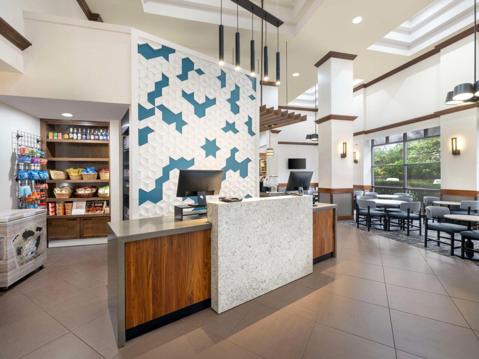 Hyatt Place Tampa Busch Gardens Екстер'єр фото